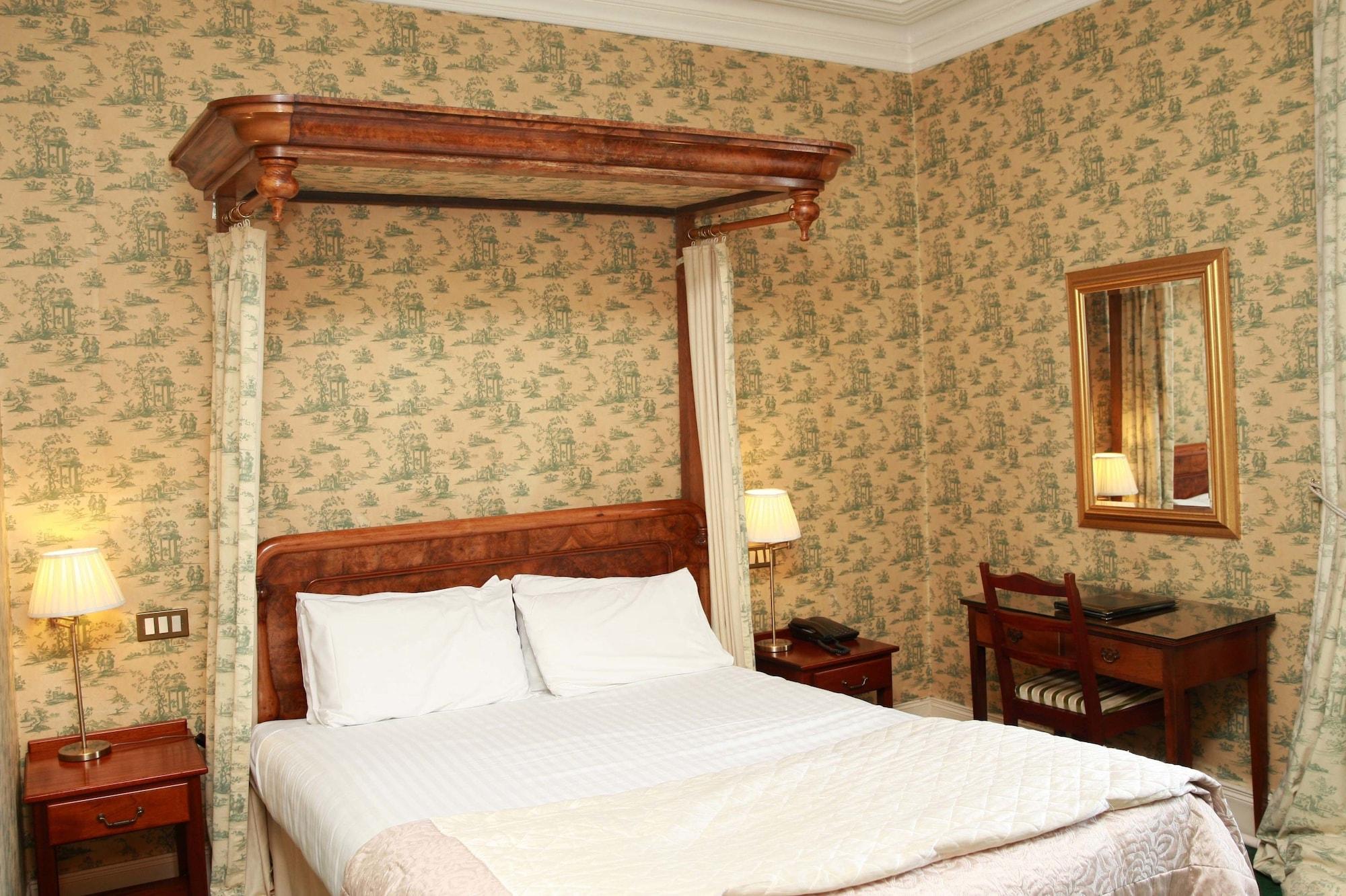Londonderry Arms Hotel Carnlough Exterior foto