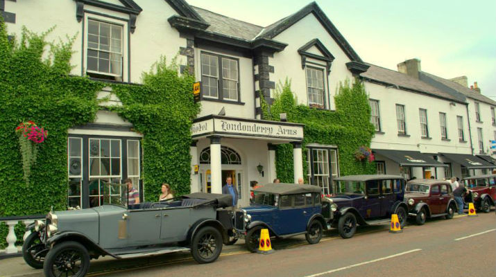 Londonderry Arms Hotel Carnlough Exterior foto